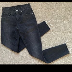 Lucky Brand Jeans Mid Rise Skinny Ava Stretch Black Denim Women’s 00/24R Raw Hem